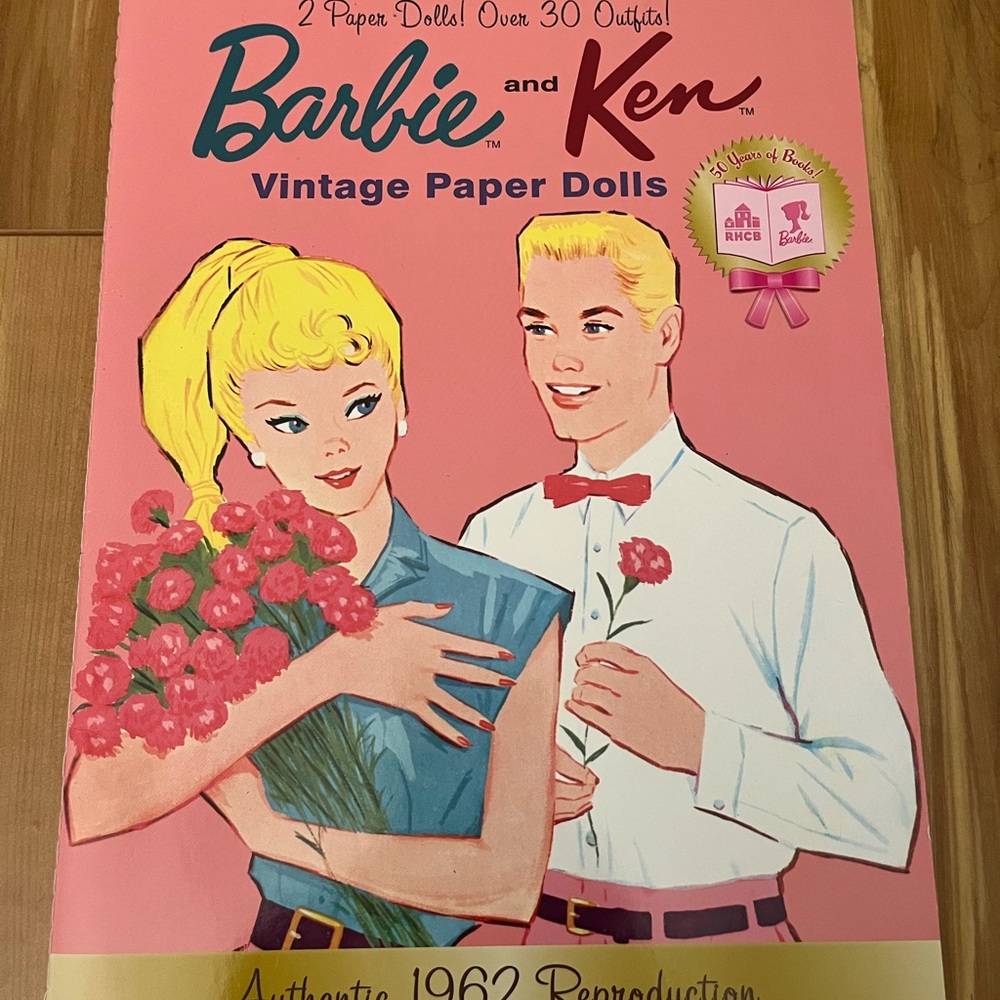 Barbie vintage paper dolls set